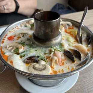 Seafood Tom yum kha