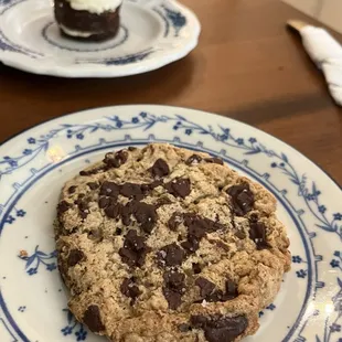 Oatmeal Chocolate Chip Gluten Free Cookie