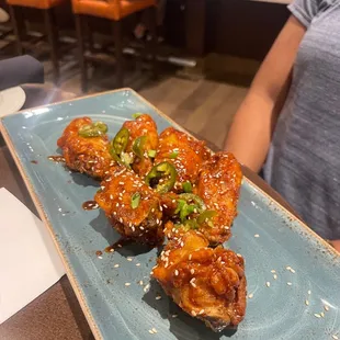chicken wings and fried chicken, food