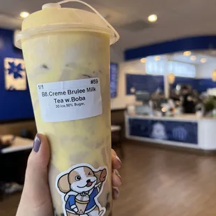 Comes with a sealable/removable lid instead of usual plastic seal