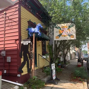 The front of Seventh Street Gifts