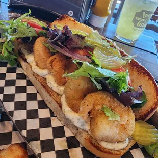 I saw the Shrimp Po Boy on the menu and couldn't resist!