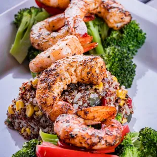 Spicy Quinoa with Shrimp and Veggies