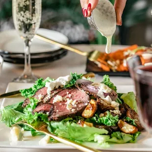 Black and Bleu Salad