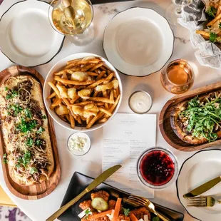 a table of food and drinks