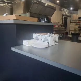 Plates &amp; napkins to go!!