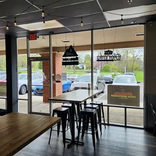 a view of the outside of the restaurant