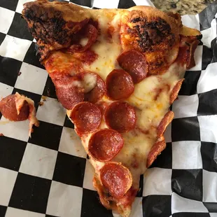 food, pizza
