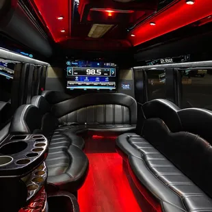 Mercedes Sprinter Limo Style...........