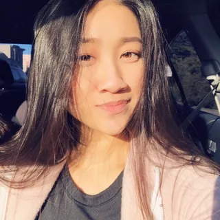 Tina D.