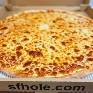 Cheese pizza