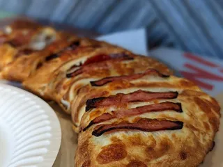 Golden Edge Pizza