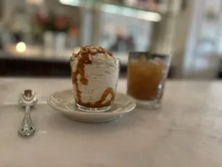 Cafe Colline