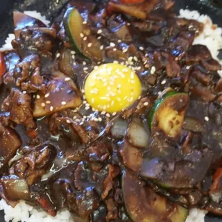 30. Black Bean Sauce in Stoneware