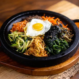 Dolpan Bibimbap
