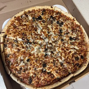Large combination specialty pizza