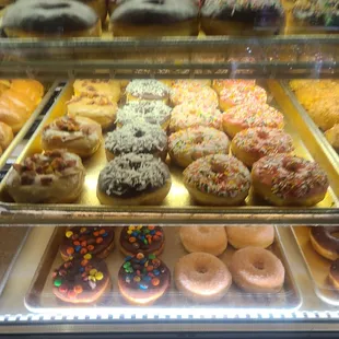 food, dough desserts, donuts