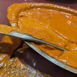 Why I don&apos;t like the traditional serving dishes at Indian restaurants.  Designed to be messy