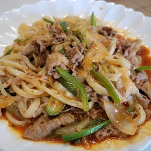 孜然羊肉拉条子，stir fried noodles with lamb and cumin. Very authentic and tasty!
