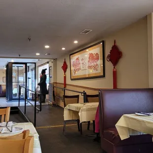 Inside fhw restaurant