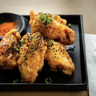 poultry, fried chicken wings, chicken wings and fried chicken, chicken wings, fried chicken, chicken, food, bbq chicken, bbq wings