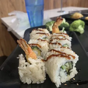 Shrimp tempura roll