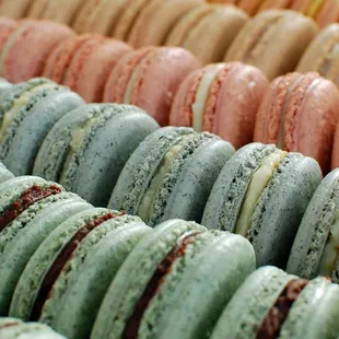 Leave no macaron behind