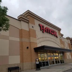 This mall is designed to maxx out your credit cards