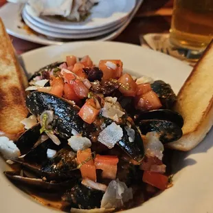 Mussels puttanesca
