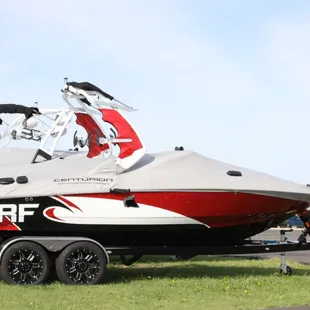 Industry leading Centurion wake surfing boats.