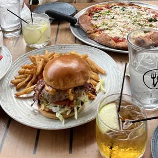 chipotle bbq burger + veggie pizza