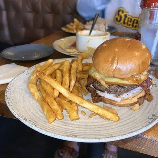 Chipotle BBQ Bacon Burger