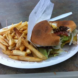 Cheese Burger basket combo 5.49