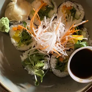 Veggietale - carrot, radish, spinach, scallion, 7.2.2022.