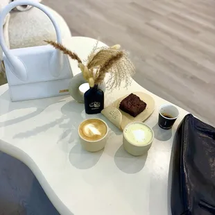 Hot Pistachio and hot Spanish latte