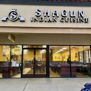 04.01.23 restaurant side