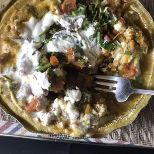 Veggie samosa chaat