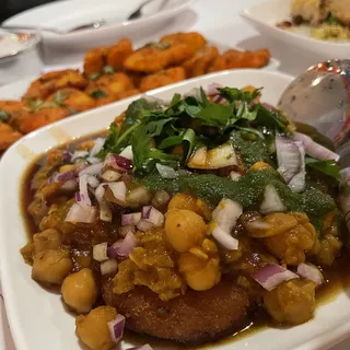 Aloo Tikki Chaat