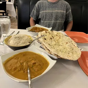 N3. Garlic Naan, E1. Tikka Masala, E6. Butter