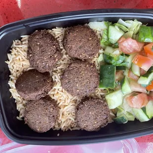 Falafel  platter $11.99