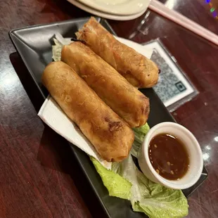 A3. Crispy Pad Thai Rolls