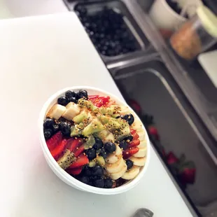 Shaka Bowl + add Kiwis