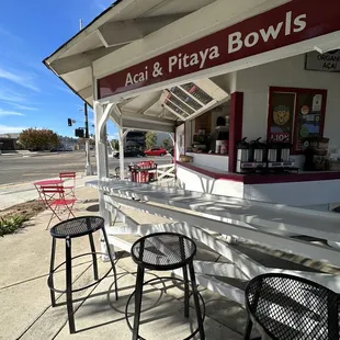 lots of seating