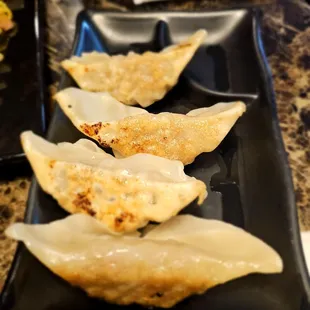 Dinner @Shaka Ramen Aiea last evening; 9/17/2023. Ordered some side order, Gyoza. I like when they pan fry it, instead of deep fried.