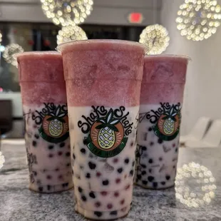 Strawberry milk tea with toppings
