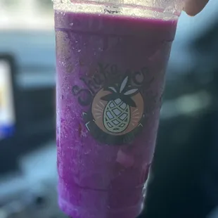 Dragon Fruit Smoothie with Rainbow Jelly&apos;s