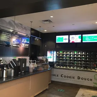 Shake &amp; Dough