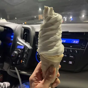 Free yelp check in icecream cone!