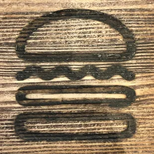 a burger and a pair of scissors