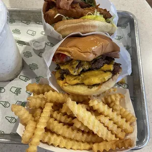Avocado Bacon Burger